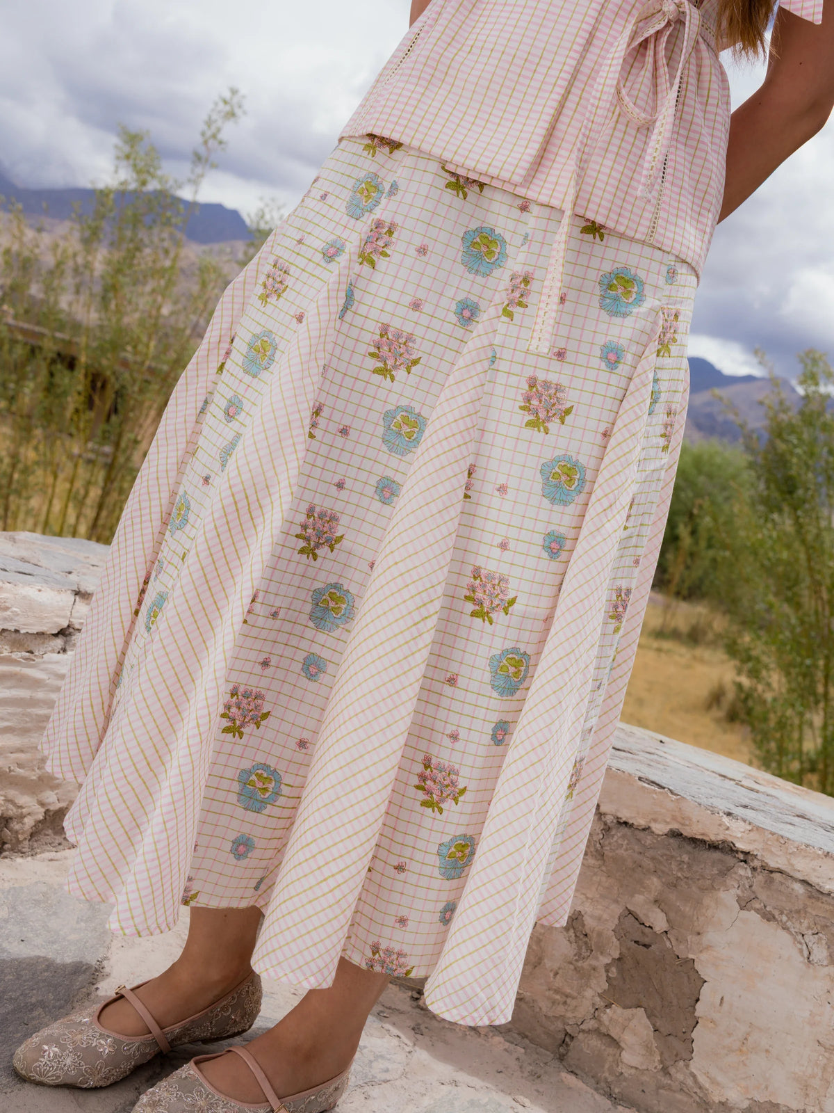 The Alchi Skirt in Pink